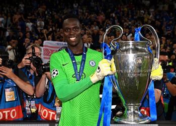 ميندي يعلق على فرص محمد صلاح في التتويج بالكرة الذهبية ويتجنب الحديث عن مواجهة الأهلي