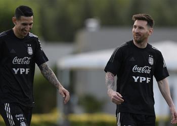 صور ميسي يتدرب مع الأرجنتين بعد غيابه عن باريس سان جيرمان بسبب الإصابة