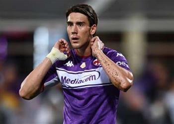 لاعب فيورنتينا يتجاهل اتصالات آرسنال