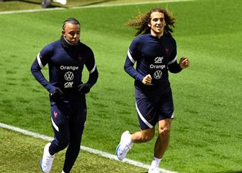 جندوزي عن مرشحه المفضل للكرة الذهبية استثنائي ويستحقها هذا العام