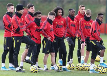 ديلي ميل لاعب مانشستر يونايتد يفكر في الرحيل بعد ارتباطه بـ نيوكاسل وبرشلونة