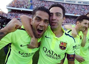 داني ألفيس يوقع مع برشلونة وخطوة فاصلة لإعلان الصفقة