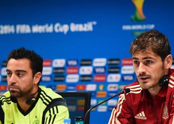 كاسياس يتحدث عن تولي تشافي تدريب برشلونة وما تحتاجه إسبانيا مع إنريكي