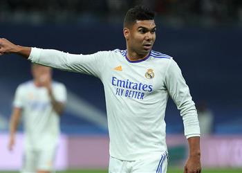 تقارير ريال مدريد يستهدف صفقة قوية من الدوري الإنجليزي لخلافة كاسيميرو