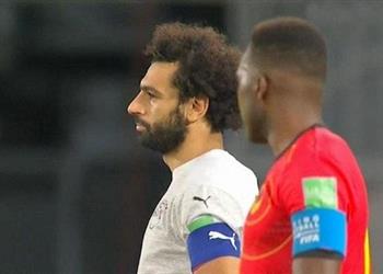 قائد أنجولا عن تصوير الجماهير مع محمد صلاح ي شبه ميسي ورونالدو ولا يأتي إلينا كل يوم