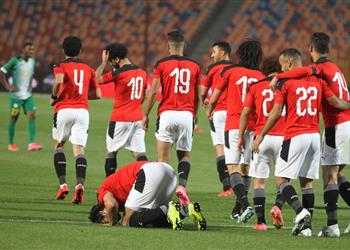 منهم ثنائي الأهلي والزمالك 4 لاعبين مهددون بالغياب عن منتخب مصر في المرحلة النهائية من تصفيات كأس العالم