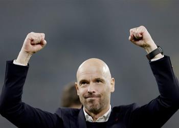 تين هاج يرد على سبب رفضه نيوكاسل وارتباطه بـ مانشستر يونايتد