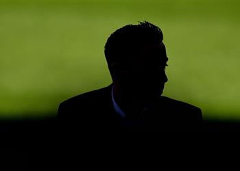 بعد خطوة برشلونة رابطة الليجا توافق على تعيين تشافي