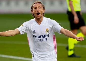 ماركا ريال مدريد يستهدف تمديد عقد مودريتش