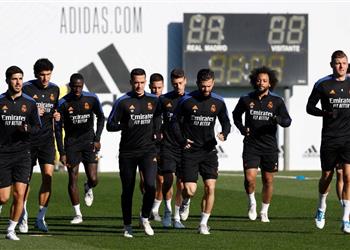 رباعي ريال مدريد يغيب عن التدريبات قبل مباراة غرناطة