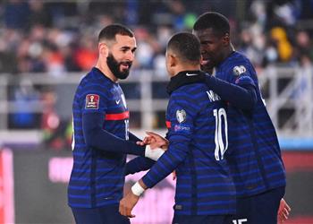 فيديو بنزيما ومبابي يقودان فرنسا لاختتام تصفيات كأس العالم بثنائية أمام فنلندا
