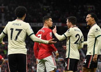 تقارير تكشف موقف روبرتسون من المشاركة مع ليفربول ضد آرسنال