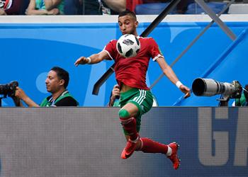 محمد صلاح أبرزها 3 أسباب تقف أمام ليفربول لضم حكيم زياش