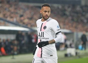 الإصابة تبعد نيمار عن مباراة نانت وشكوك حول لحاقه بمواجهة مانشستر سيتي