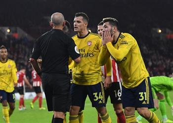 آرسنال ي علن في بيان رسمي حالة كولاسيناك وتشاكا قبل مواجهة ليفربول