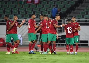 برشلونة ينضم لصراع ريال مدريد وبايرن ميونخ على مدافع منتخب المغرب