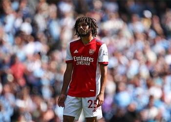 وكيل محمد النني يرد على أنباء فسخ تعاقده مع آرسنال ومفاوضات الأهلي