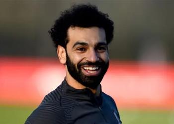 أسطورة آرسنال محمد صلاح يستحق أي راتب يطلبه من ليفربول