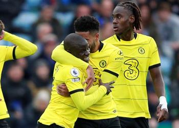 فيديو تشيلسي يزيد جراح ليستر سيتي بثلاثية ويحافظ على صدارة الدوري الإنجليزي