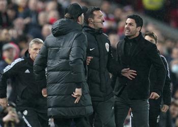 أرتيتا يوضح سبب مشادته مع كلوب وماذا قال له بعد هزيمة آرسنال أمام ليفربول