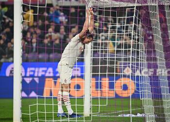 إبراهيموفيتش يحقق رقم ا غير مسبوق في الدوريات الخمس الكبرى بهدفيه أمام فيورنتينا