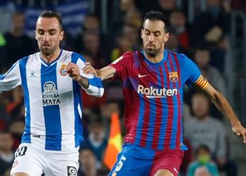 بوسكيتس يرد على انتقادات إسبانيول بشأن ضربة جزاء برشلونة