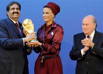 بلاتر منح قطر تنظيم كأس العالم 2022 خطأ فادح ورئيس دولة أوروبية السبب