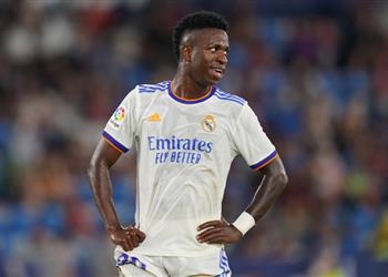 فينيسيوس أنشيلوتي أعطاني ما أحتاجه ومتفاجئ بما يحدث مع برشلونة