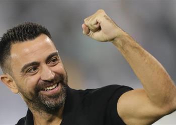 مدرب الزمالك السابق يوجه نصيحة لـ تشافي ويحذره قبل مباراة برشلونة وبنفيكا