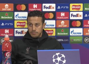 ألكانتارا يرد على أنباء رحيله من ليفربول وعودته لـ برشلونة