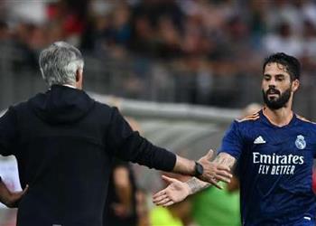 أنشيلوتي يرد على أنباء تمرد إيسكو في مباراة غرناطة ويتغنى بـ جناح ريال مدريد