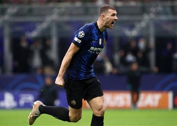فيديو إنتر ميلان يحافظ على حظوظ التأهل بثنائية دجيكو أمام شاختار في دوري الأبطال