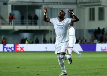 أنشيلوتي يوضح إصابة ألابا أمام شيريف وموقفه من مباريات ريال مدريد المقبلة