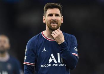 فان دير فارت يهاجم ميسي ألا تخجل مما تفعل وانظروا إلى رونالدو