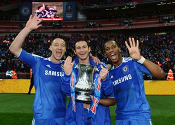 لامبارد يختار أفضل من لعب بجواره في مسيرته