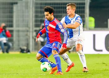 مدافع ستيوا بوخارست يشيد بـ محمد صلاح ذهبت إلى والدتي للتأكد من استبدالي القميص معه