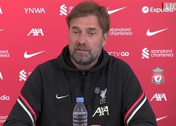 كلوب عن المرشح الأقرب لقيادة مانشستر يونايتد لسوء الحظ سيحصلون على مدرب جيد