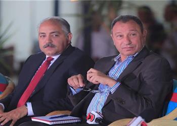 تهديد منصب الخطيب خبير لوائح يوضح الموقف القانوني لاستبعاد العامري فاروق من مجلس الأهلي