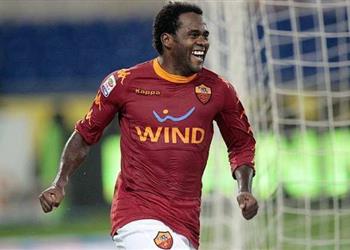 لاعب روما السابق يشيد بـ الأهلي له صولات عالمية وحارسه الأفضل في إفريقيا