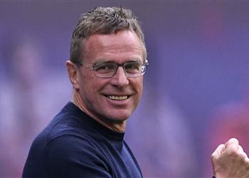 أول تعليق من رانجنيك على قيادة مانشستر يونايتد