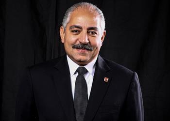 الأهلي يرفض استلام خطاب الأولمبية ويتمسك باعتماد فوز العامري فاروق بمنصب النائب