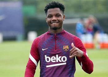 فاتي يستهدف اللحاق بمباراة برشلونة وبايرن ميونخ في دوري أبطال أوروبا