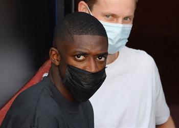 ديمبلي يرفض تجديد عقده مع برشلونة