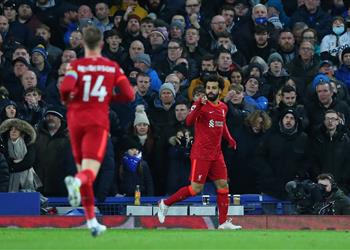 رقم قياسي جديد محمد صلاح يدخل تاريخ ليفربول بهدفه أمام إيفرتون