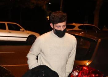 موندو برشلونة يجمد مفاوضات تجديد روبيرتو وتشاؤم بعد الإصابة