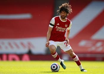 والد محمد النني يوضح حقيقة العروض التركية والسعودية وي صرح ربما يستمر في آرسنال