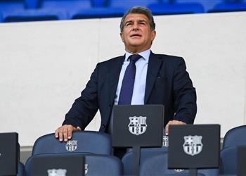 لابورتا ي علن عودة ريكارد إلى برشلونة ويلمح لإمكانية التعاقد مع جناح مانشستر سيتي