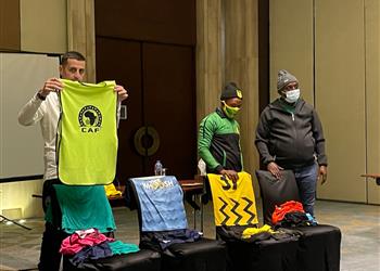 صور تفاصيل الاجتماع الفني لمباراة بيراميدز ومانياما في إياب الكونفدرالية