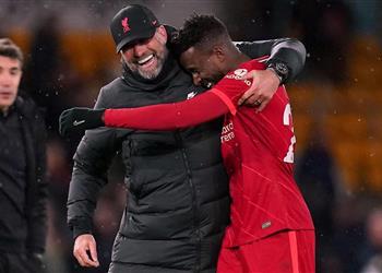 كلوب يتغنى بـ أوريجي لاعب أسطورة وأتمنى أن يجد مدرب ا يمنحه فرصة أكبر