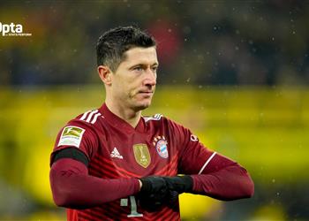 رقم قياسي جديد يحققه ليفاندوفسكي بهدفه أمام بوروسيا دورتموند